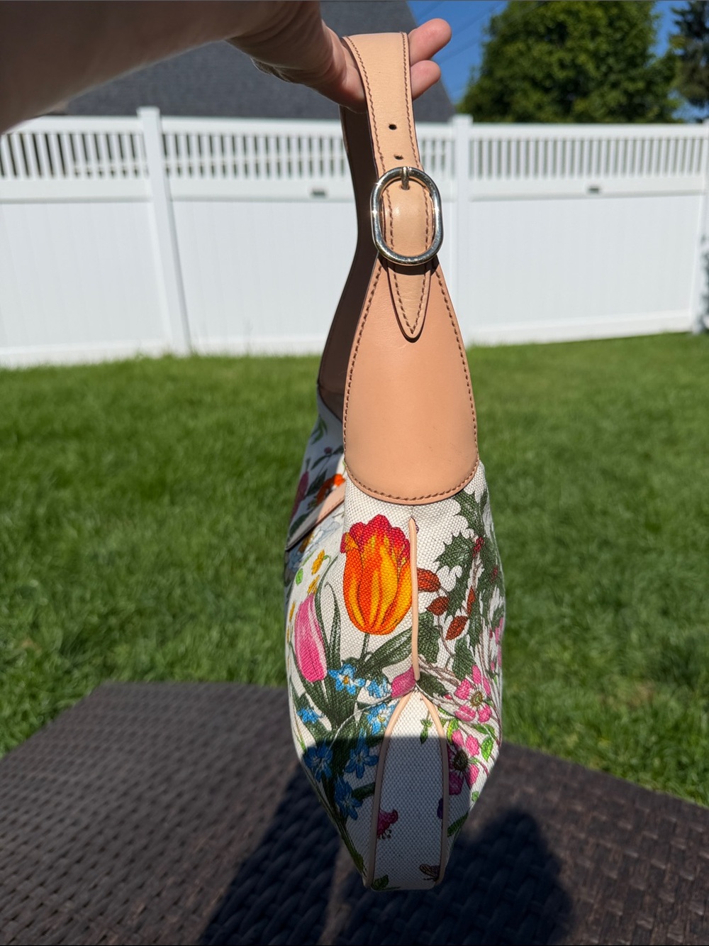 Gucci Flora Jackie Shoulder Bag - Picture 2 of 11